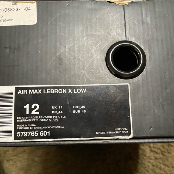 Nike Air Max LeBron 10 Low LeBroncurial 2013 - Picture 9 of 9